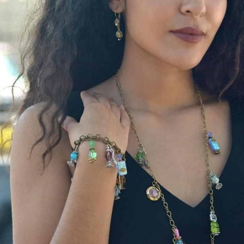 8f524aa8aeb93e1bbdedf0a6e3278e88