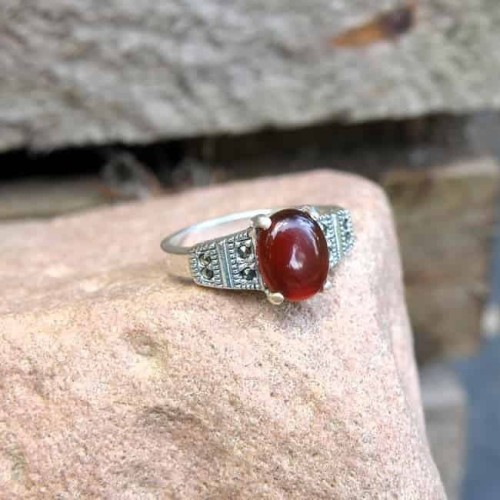 Pierścionek z Agatem Czerwonym