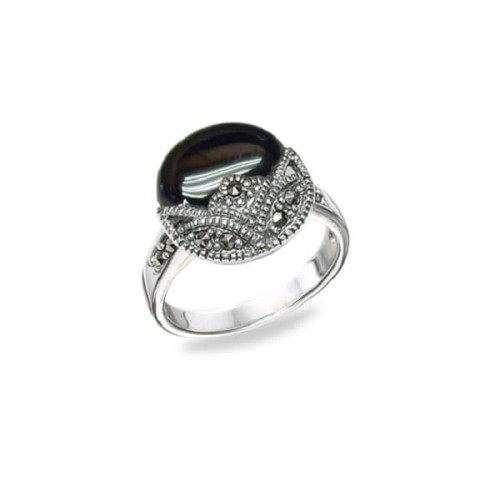 Pierścionek z Dużym Onyksem