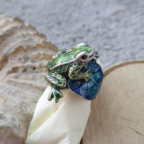 640d3b63588075972b98e183cd62536f